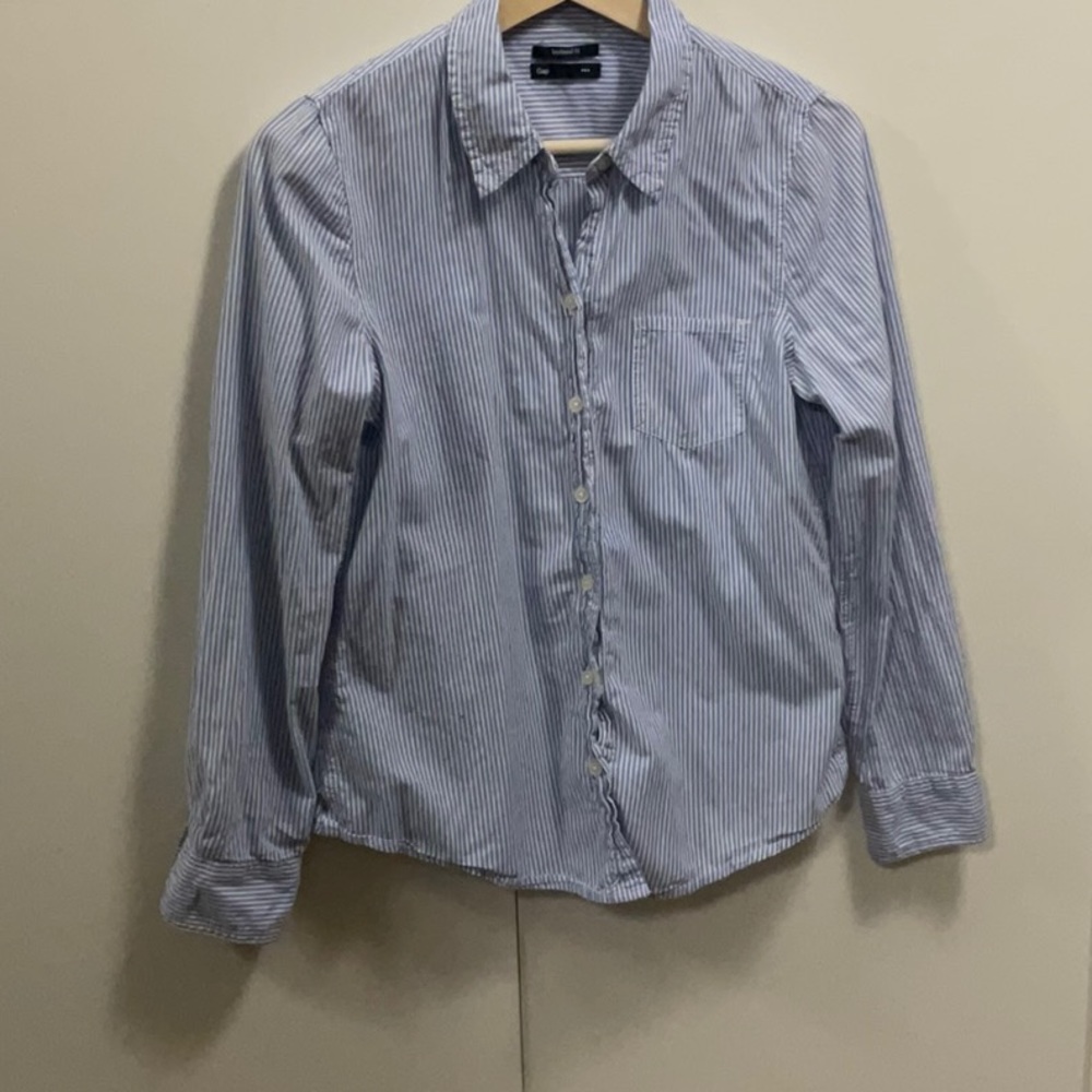 Gap Blue and White Button Up